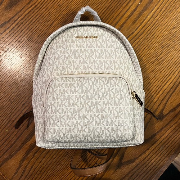 Michael Kors Erin backpack - Picture 1 of 6